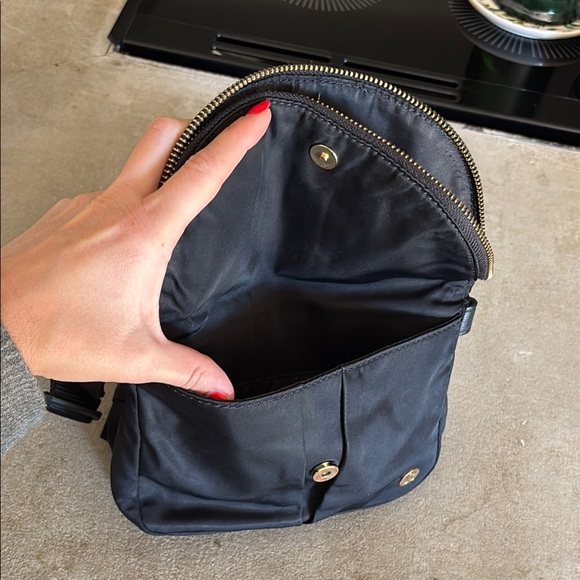 lululemon athletica Black Crossbody Bag - Picture 3 of 8